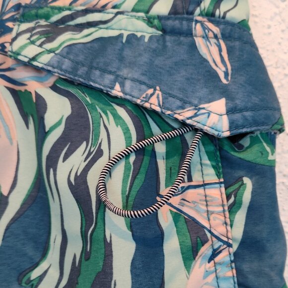 Volcom Mod-Tech, Surf Trunks, Boys & Girls Shorts, 24” - Picture 7 of 7